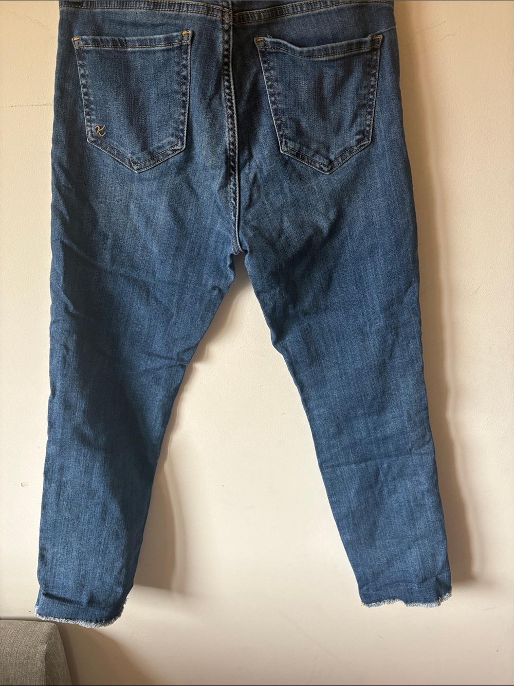 Kut from the Kloth Blue Distressed Ankle Jeans - Picture 5 of 6